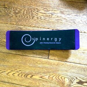 Spinergy, Off ice spin training board for skaters, purple.